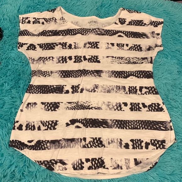 Apt 9 striped short sleeve top - Picture 2 of 5